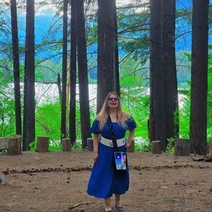 Meet your Posher, Allison.